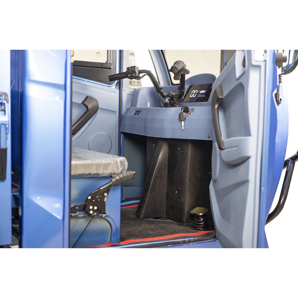 Грузовой электротрицикл Rutrike КАРГО Кабина 1500 60V1000W