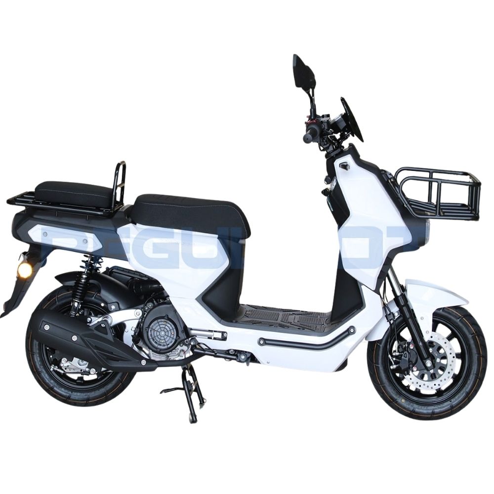 Скутер Regulmoto Zoomer