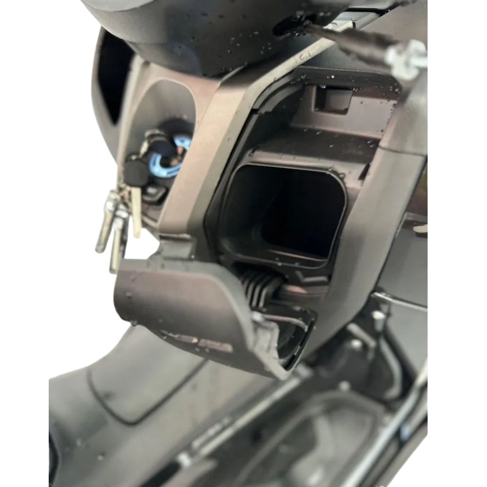 Скутер Sprmotors city-MAX 180 EFI 49сс