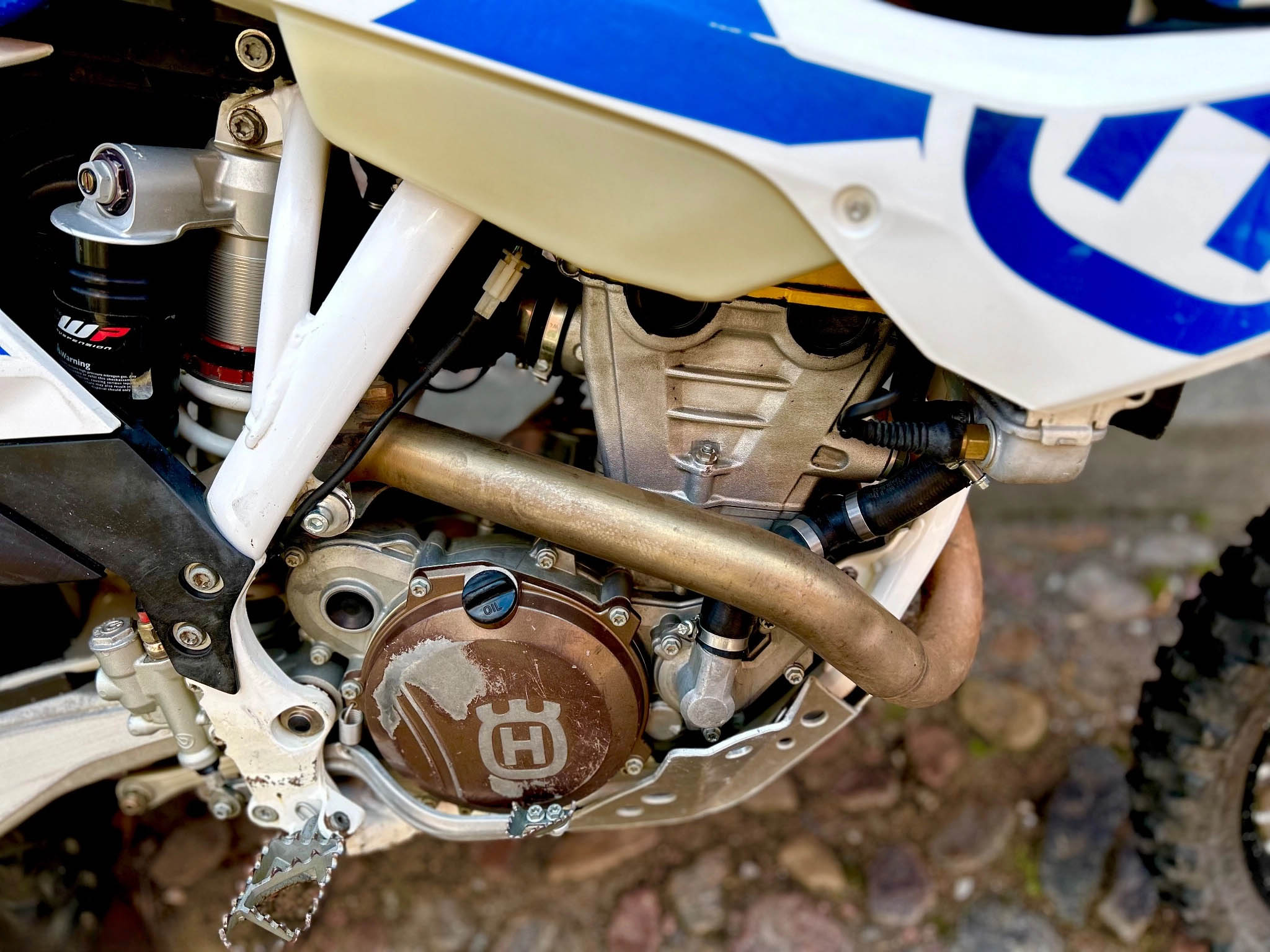 husqvarna-fe-250cc-belyj-2014-4