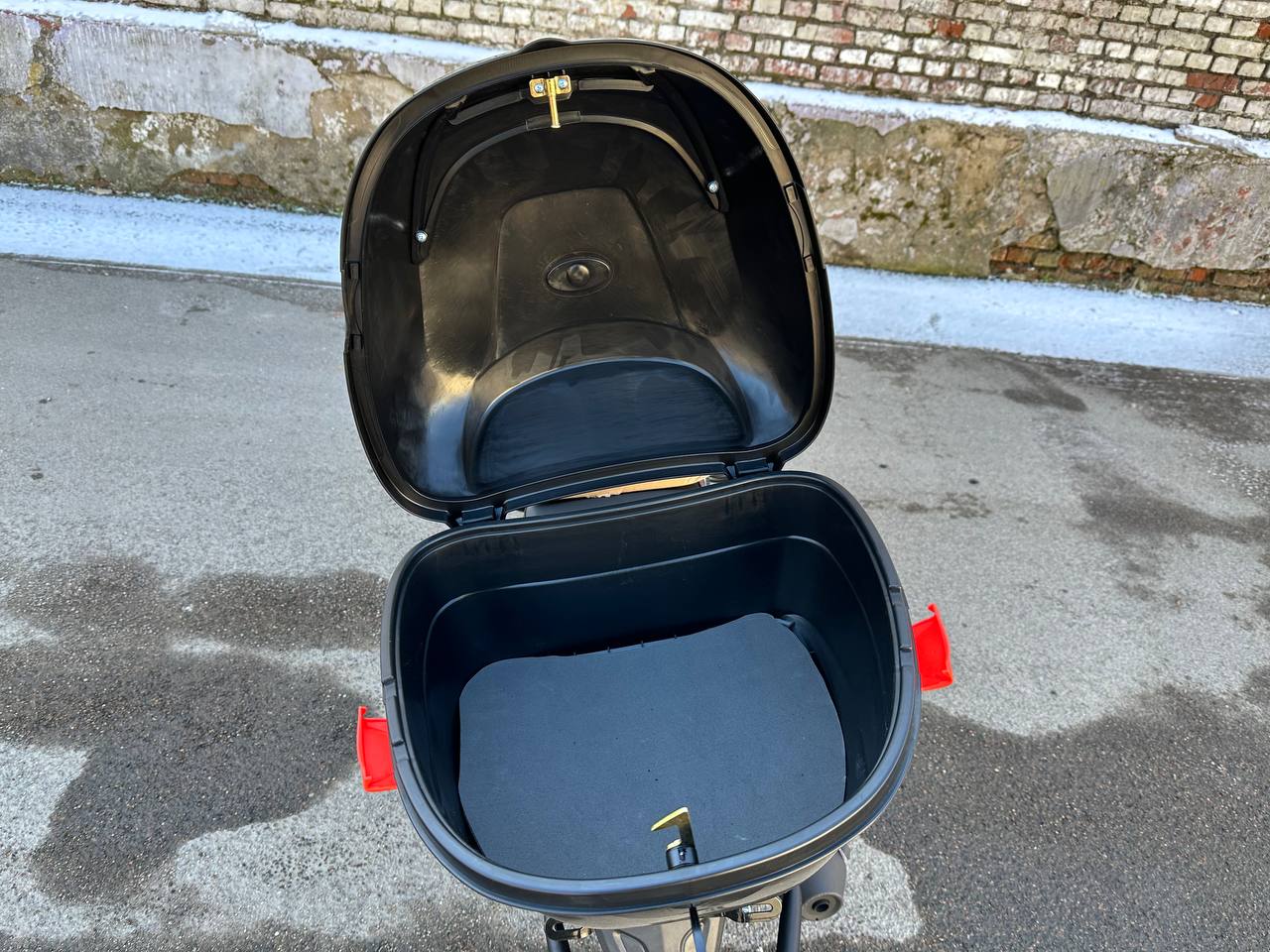 photo_2025-05-11_16-35-17